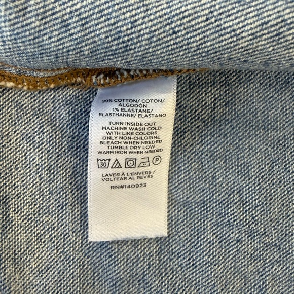 NWT The Loft Petite Blu Jean Denim Jacket Women’s Size XSP Button Front - Picture 6 of 8